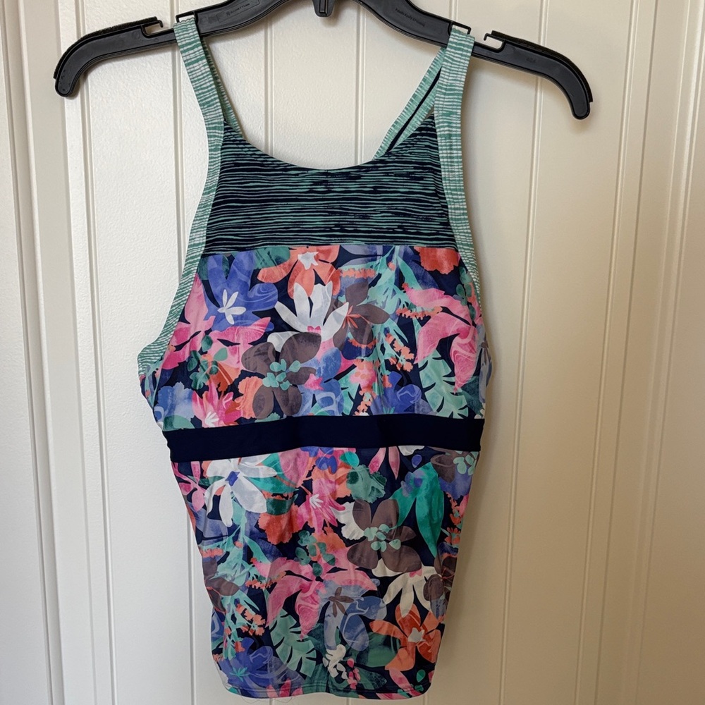 Athleta Girl Surf's Up Tankini in Blue and Green
